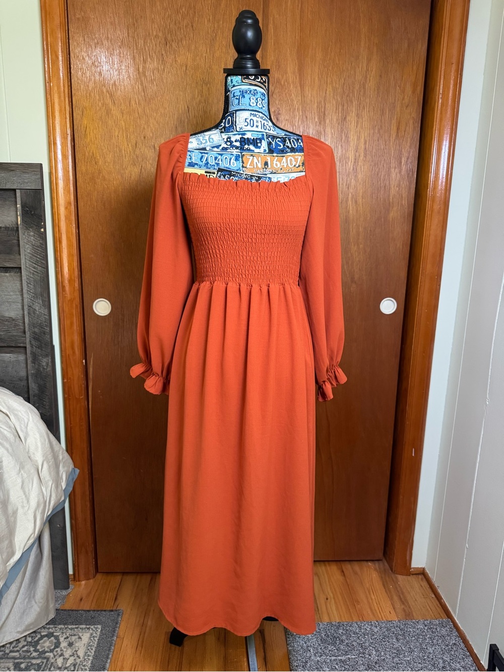 Women's Rust Long-Sleeve Smocked Maxi Dress, XS